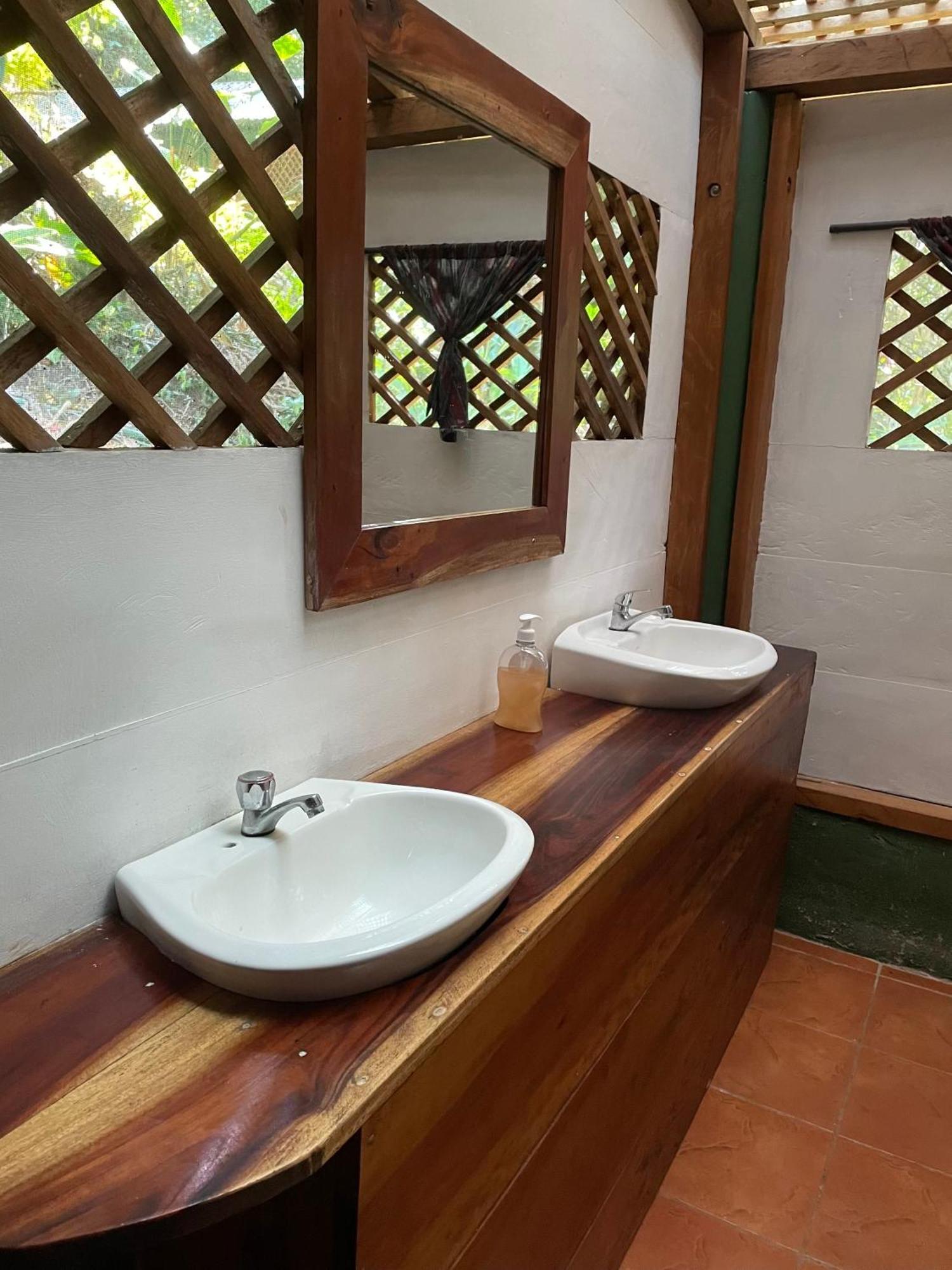 Palmeras Del Rio Hotel La Vina المظهر الخارجي الصورة